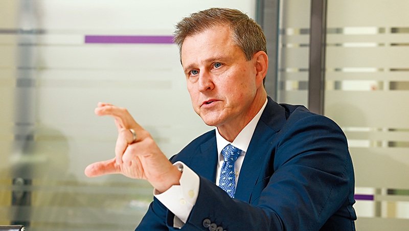 債券天王接班人伊根：押注兩種債，利息價差兩頭賺