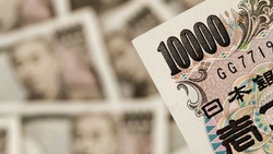 日圓創30年最甜價！10萬台幣比去年多換5.5萬日圓，怎麼換最划算？