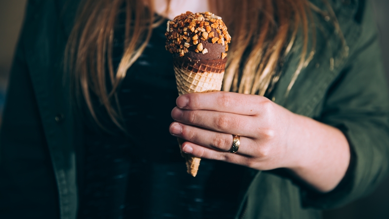 「一球冰淇淋」說a ball of ice cream就尷尬了！常見英文量詞一篇搞懂
