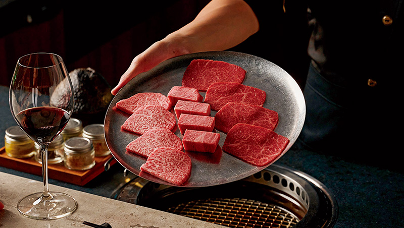 就愛食材排開、現點現做？餐酒館、燒肉、甜點店瘋板前料理