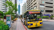 一圖看懂台北最賺錢路線公車前10名 它去年吸3.5億、載客人次破千萬