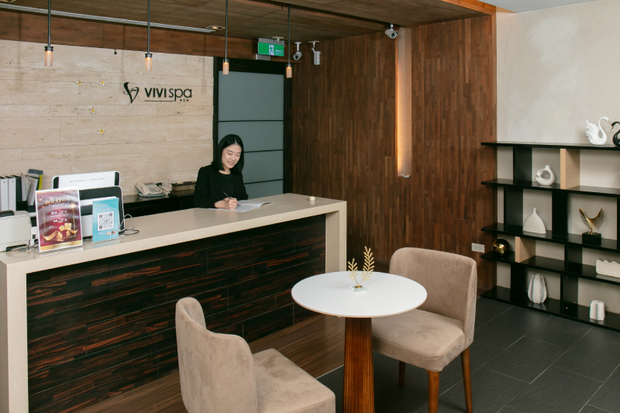VIVISPA擁有豐富多元的產品力、視客如親的服務精神、全會員制大家庭，並引進美國海軍陸戰隊的榮譽典章制度涵養企業文化，創下卓越的拓展加盟績效。