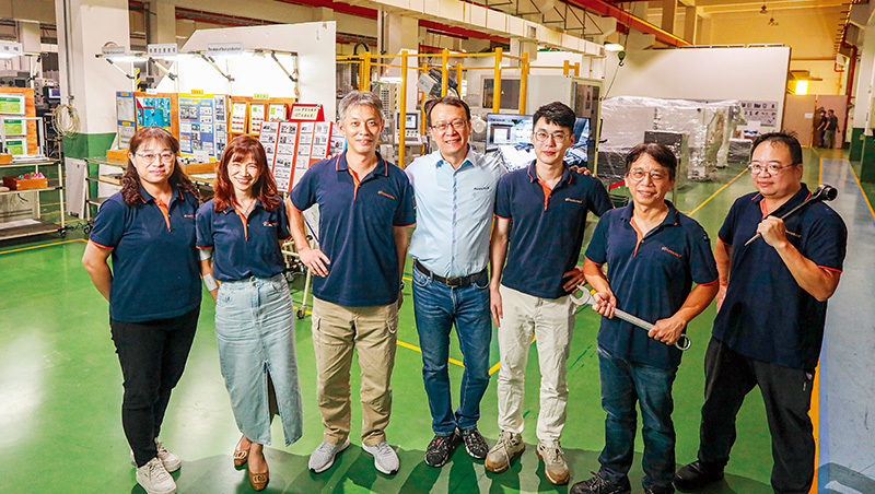 為留才，83人企業蓋房打折賣員工！三明治族托老、托幼它都包