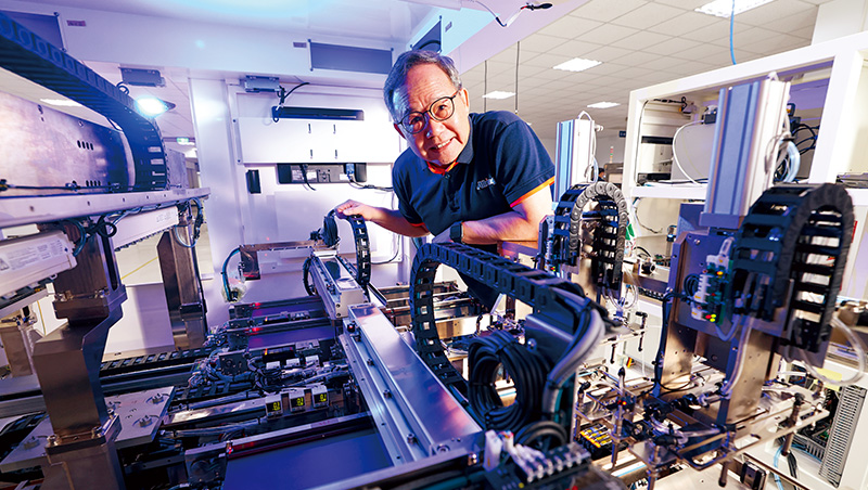 別人賣一台機器、它賣一條產線，CoWoS奇兵萬潤月收飆4倍