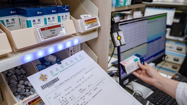 整合無紙顯示科技 讓藥事管理更智慧