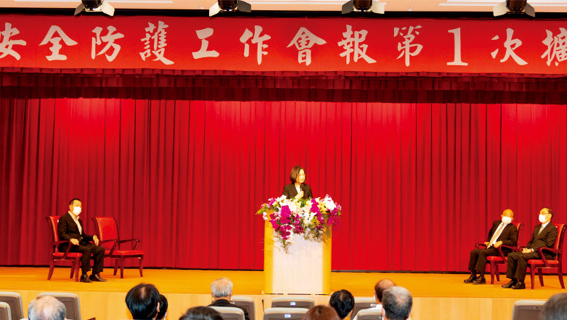 第2幕》中企挖角、偷技術是國安問題！兩千位調查員揪「經濟匪諜」