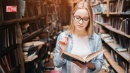全球書市低迷，聖經卻大熱賣！為什麼？答案竟跟Z世代有關