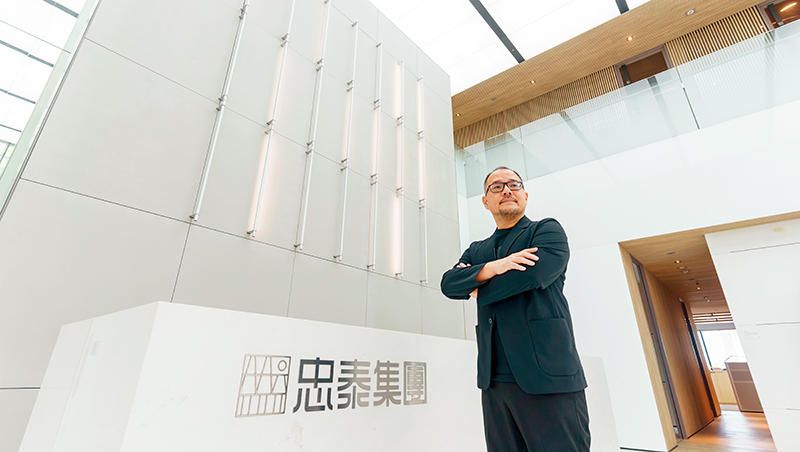 廢紙堆山水畫、噪音化成蟲鳴　忠泰李彥良：原來藝術可以這樣思考！