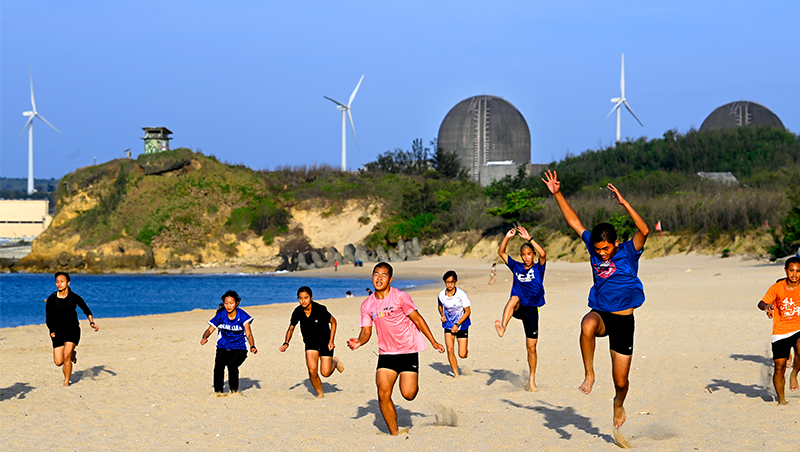 我們能蓋小型核反應爐嗎？商轉還要5年，台灣無人才、經驗