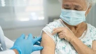 新冠單週死亡15例，藥師公會呼籲：家中要有「這儀器」防重症