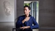 丁春誠多年來投身藝術策展，現為TIN TIN STUDIO策展事務所負責人