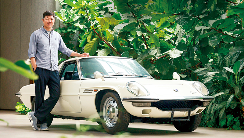 台版蝙蝠俠車庫在他家！柯啓新：車與建築是我跟世界溝通的語言