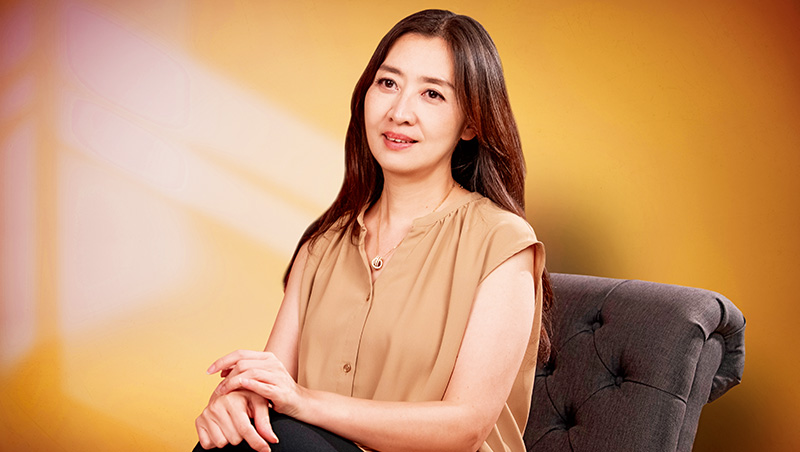 鄧惠文專訪》當人把情緒交給AI，「所有人際關係將被更新」