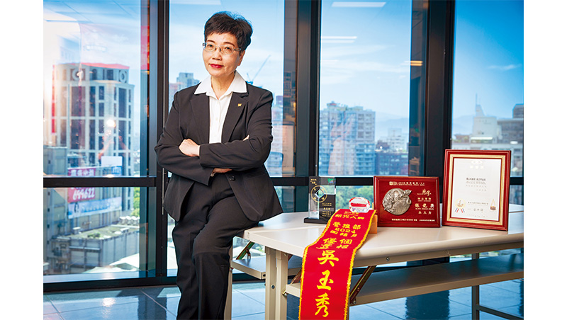 連30年每月業績比平均多一倍！揭密新壽超業「粽子頭養客術」