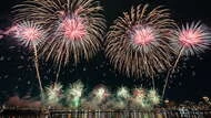 2025大稻埕煙火8/6開跑！煙火秀時間、觀賞點、演唱會卡司、夏日節活動攻略
