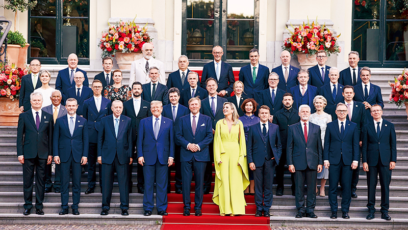 身為主人，如何穿出隆重氣場？