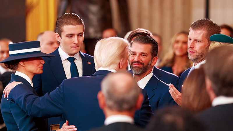 老爸推法案、19歲小兒子狂撈11億！川普4年築起加密幣帝國