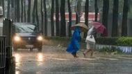 颱風外圍環流重創！最新停班停課、颱風動態、豪雨特報一次看