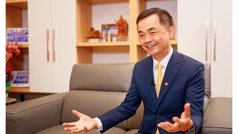 到美國蓋竹科3聯盟》家登帶頭赴美拚活下去！一場18個資深創業家的逆襲