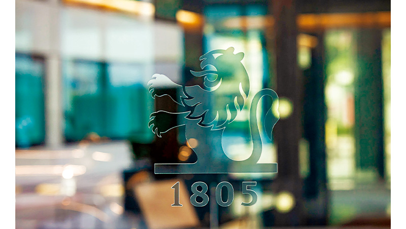 莫德納、勃肯鞋背後神秘資金！220歲瑞士百達怎幫富豪用時間賺錢