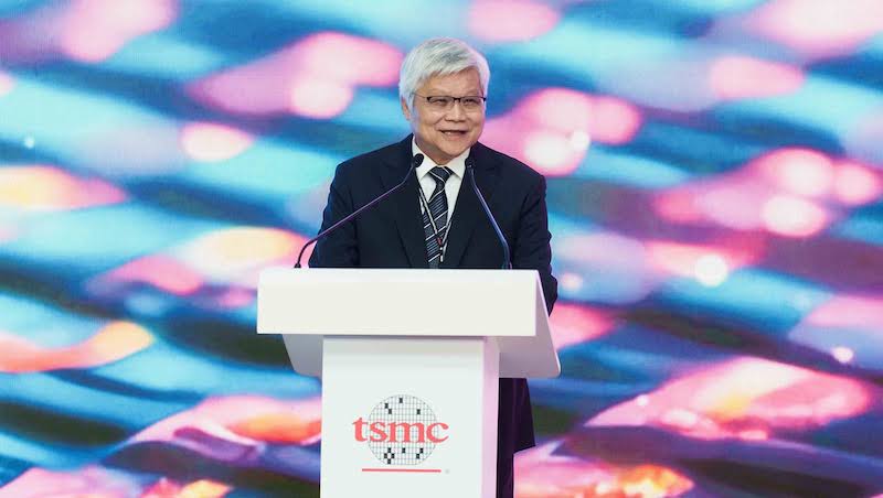 魏哲家：能拿的生意一塊都不放過！台積電毛利率飆66.2%回應三星、英特爾