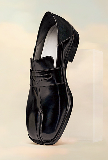 時尚圈最傳奇的分趾鞋　GD、Lisa都為它著迷