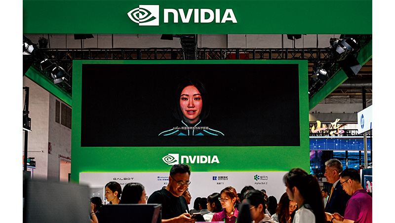 輝達財報大好，為何股價仍大跌？揭黃仁勳與電子五哥「中國困境」