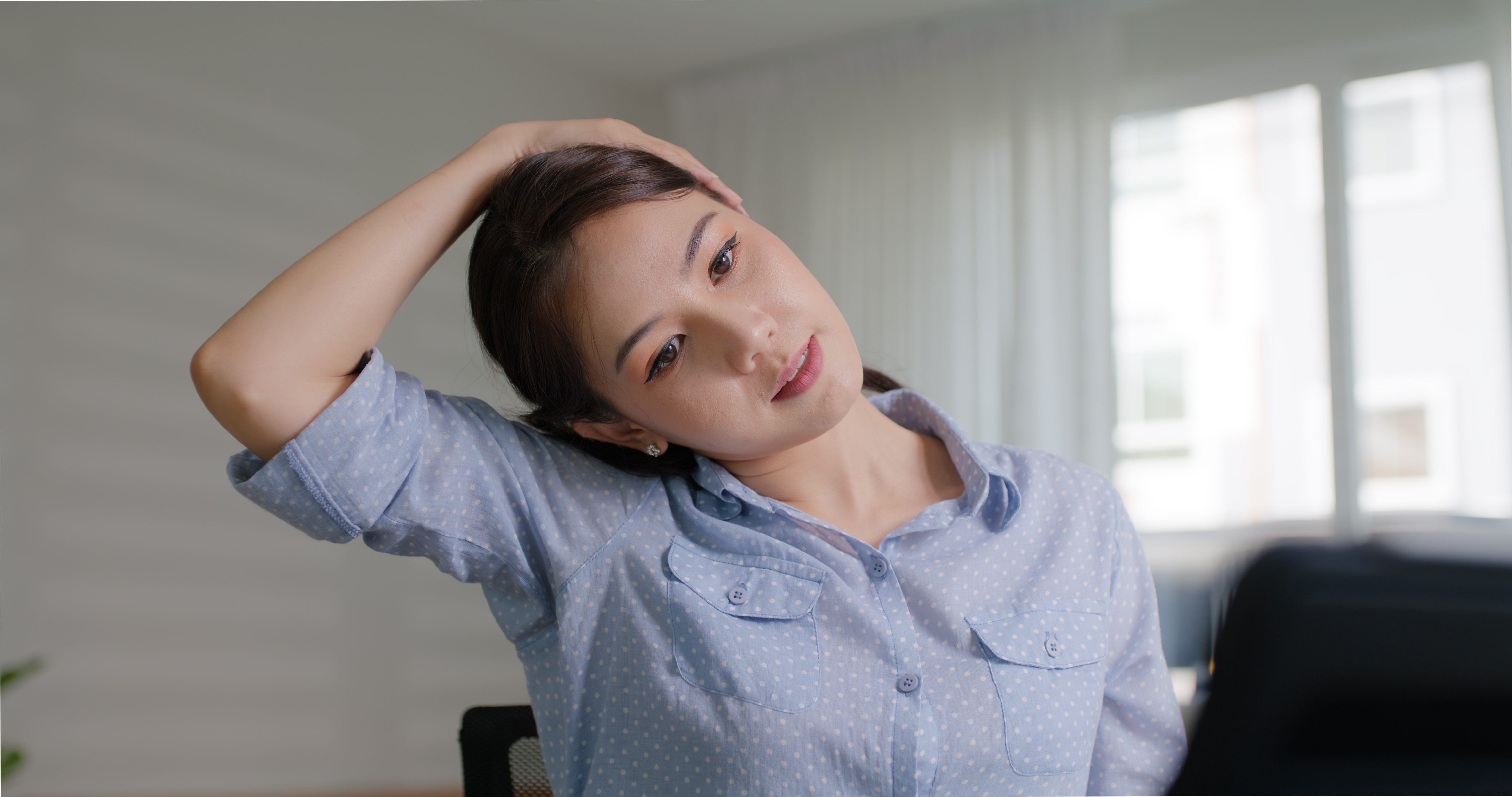 肩膀僵硬如何改善？除了伸展舒緩，肩頸痠痛吃什麼更重要，補充B1與肌肉痠痛保健食品，助能量修復。