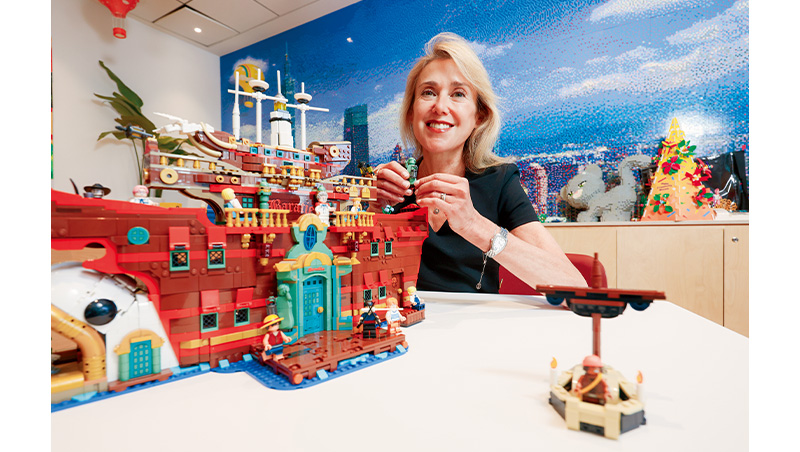 玩聯名玩到把路人變鐵粉，樂高營收逆增秘訣：搞懂客戶渴望