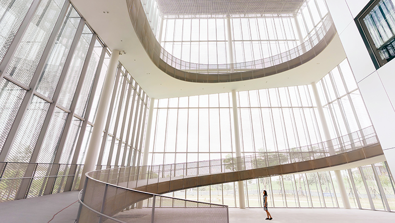 台中綠美圖「迷航感」開箱　全台首座美術館＋圖書館試營運