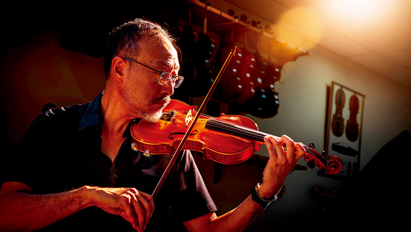 小提琴教我的事， 比商學院更實用！崇友唐國維把聆聽對話變企業DNA