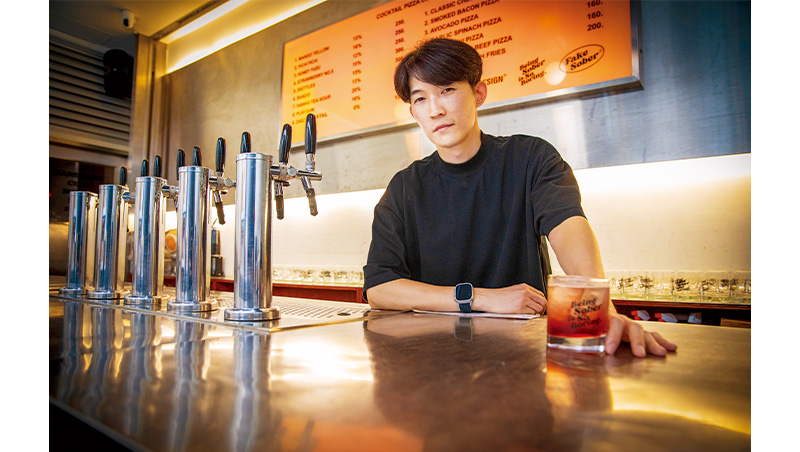 信義區現象級酒吧引爆跟風，Fake Sober怎靠「無為」抓住Z世代