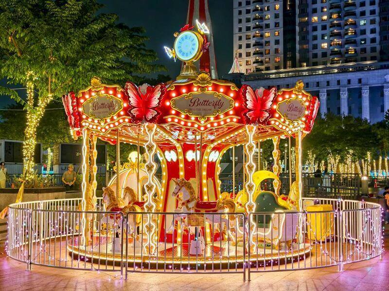 2025新北耶誕城遊樂設施：馬戲旋轉木馬