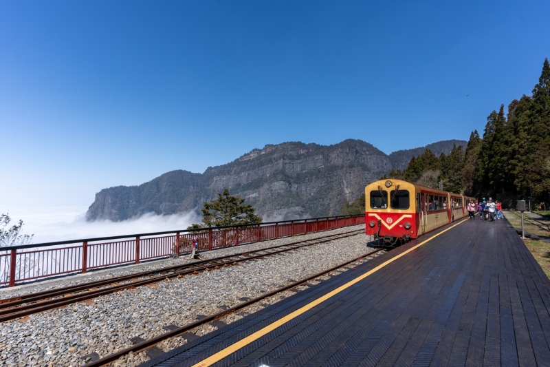 阿里山百年蒸汽火車