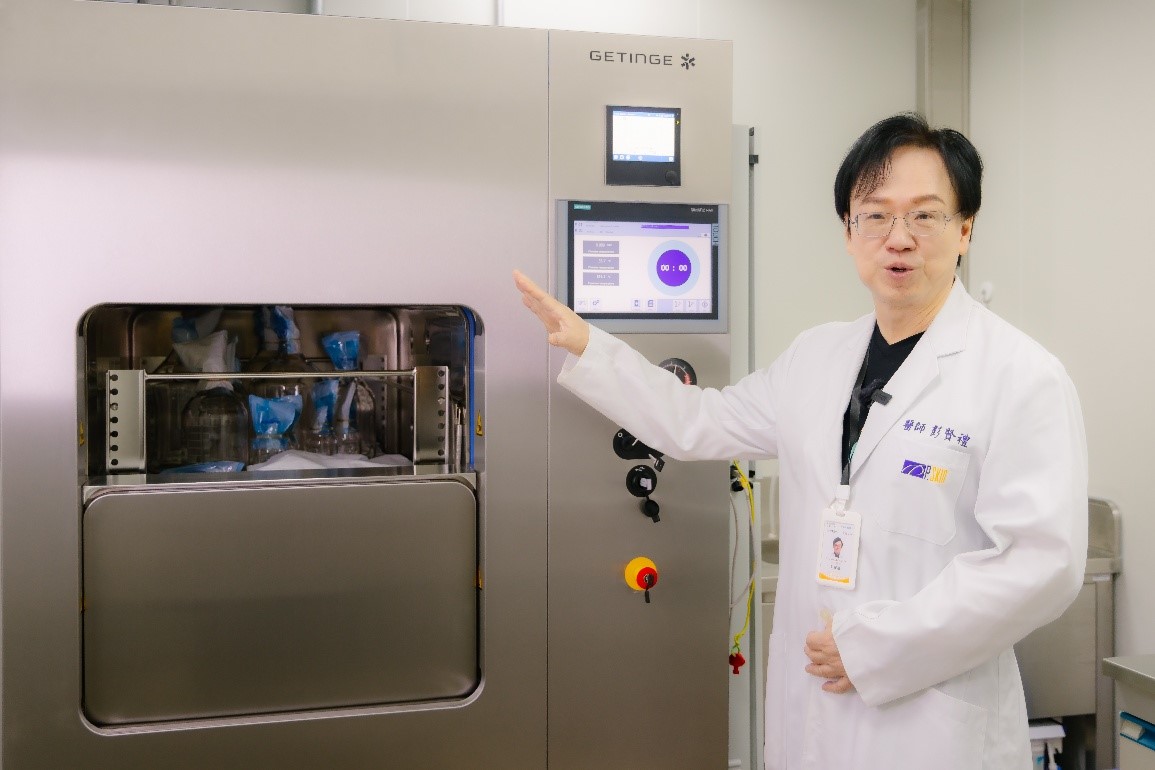 「瑞典自動化蒸氣滅菌機」，符合 PIC/S GMP 等級。