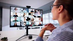 外商主管一句「How’s everything?」是會議裡最能展現專業的10秒！很多人都答錯