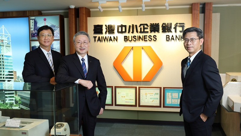 重塑數位營運打通數據壁壘    年省30 萬小時人工作業時間