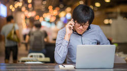 研究：工作者每天在不同分頁切換1200次！怎麼擊退「數位力竭」？