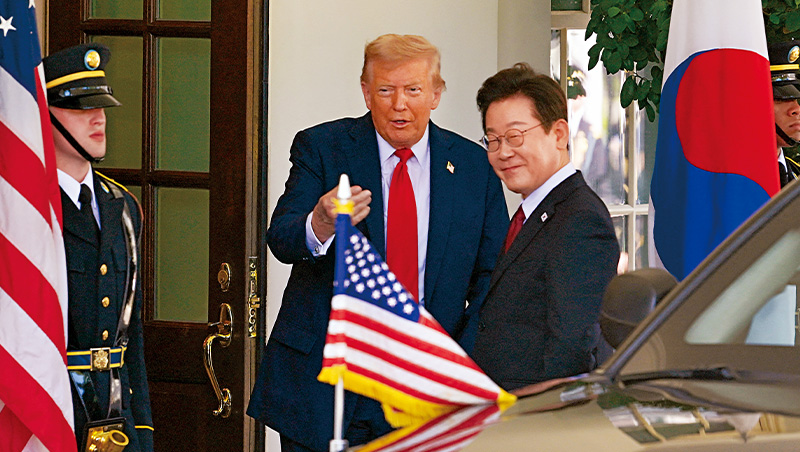 台美關稅、劉德音入股藏機巧！記憶體熱，為何美光樂、三星憂