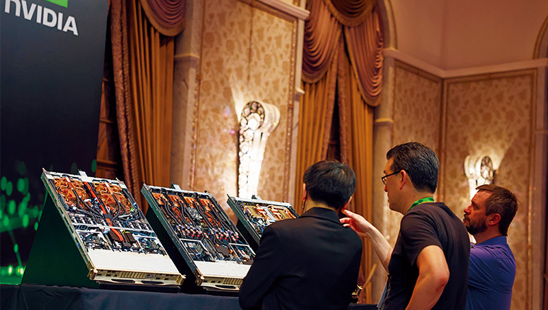 台積電一千七百元股價續飆？兆級投資背後「雙引擎」底氣