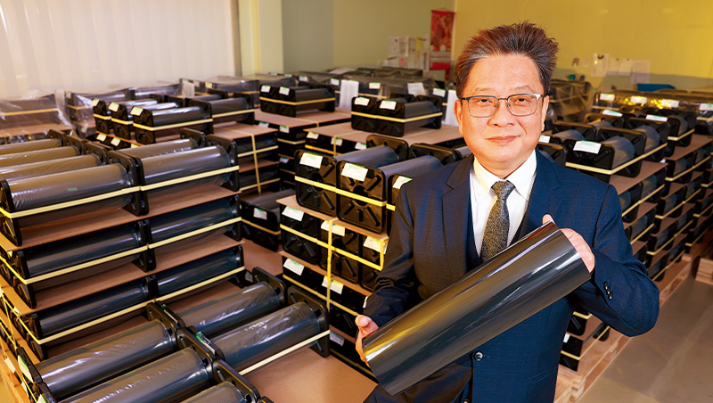 從連賠15年翻身CoWoS獨家供應商，他和一群老師傅如何逆襲日商