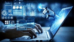 別再只是「寫Code的人」！台大資工教授：FDE興起，這類工程師將消失