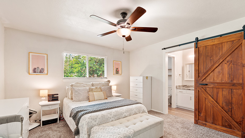 一扇浴室門竟變大錢坑！五星飯店為何掀無門化