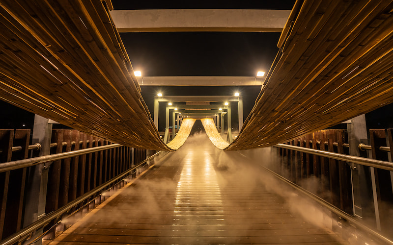 2026月津港燈節作品飄落一片光景