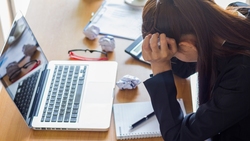 想被看見卻又害怕出頭？看穿現代人最隱蔽的2種「心理內傷」