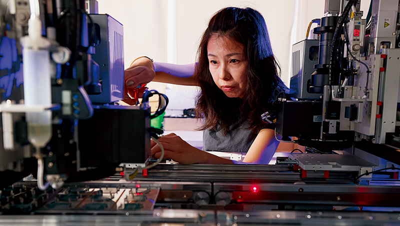 幫AI晶片糾錯的「魔鬼剋星」，半導體檢測股高點淘金術