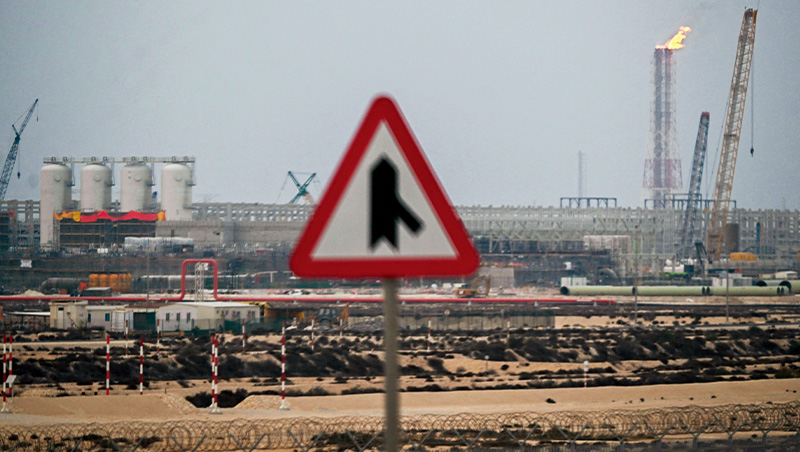 透視真正的中東危機：鎖住三成氦氣，成半導體未爆彈