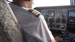 一張逃命機票要價748萬⋯中東封鎖空域引爆包機潮，富豪砸重金雇保全跨國逃難