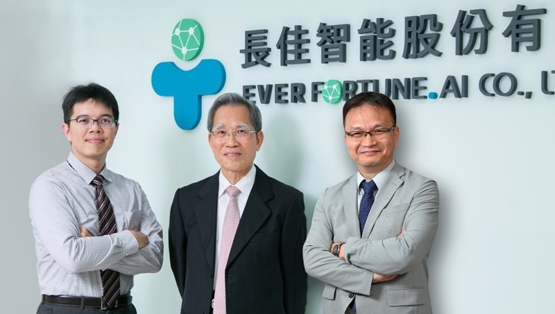 《AI創新百強》解決醫師人力吃緊！長佳智能用AI重寫放療流程，勾勒時間縮短84%、加快患者治療進度