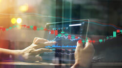 美伊戰爭短暫利空，億級投資人：ETF是首選，還有這10檔個股可留意